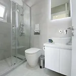 Phaedrus Living: Seaview Luxury Flat Limnaria 134 Πάφος