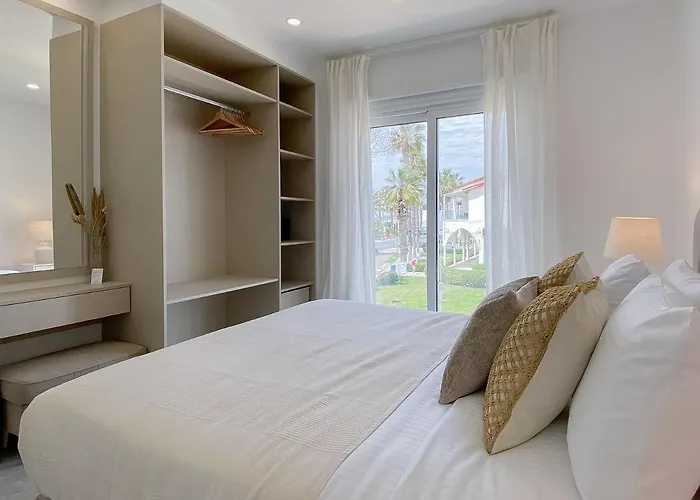 Phaedrus Living: Seaview Luxury Flat Limnaria 134 * Pafos