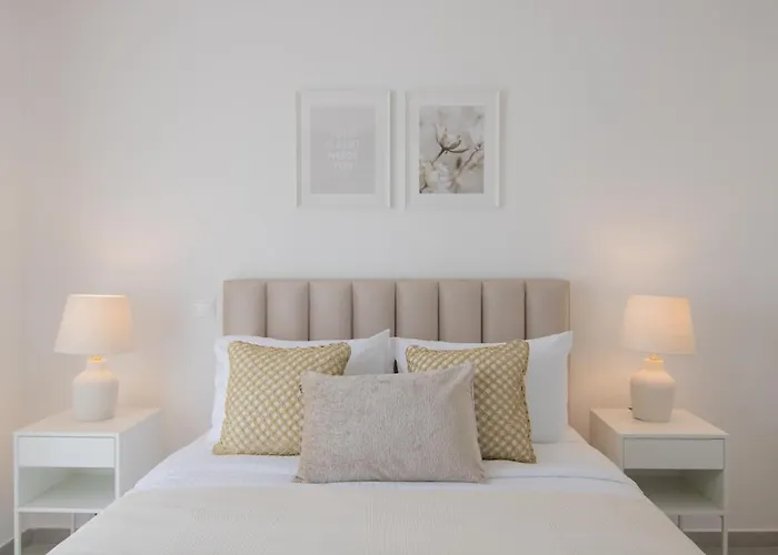 Phaedrus Living: Seaview Luxury Flat Limnaria 134 *
